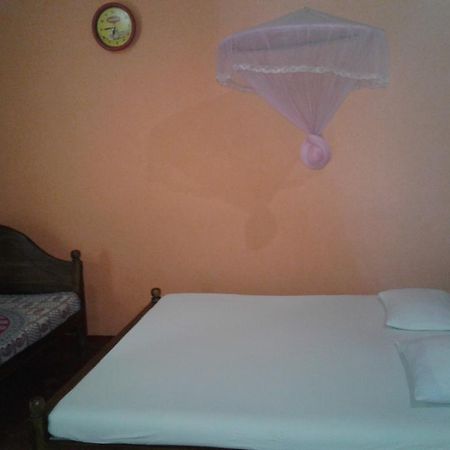 Bluesky Guest House Дамбулла Экстерьер фото